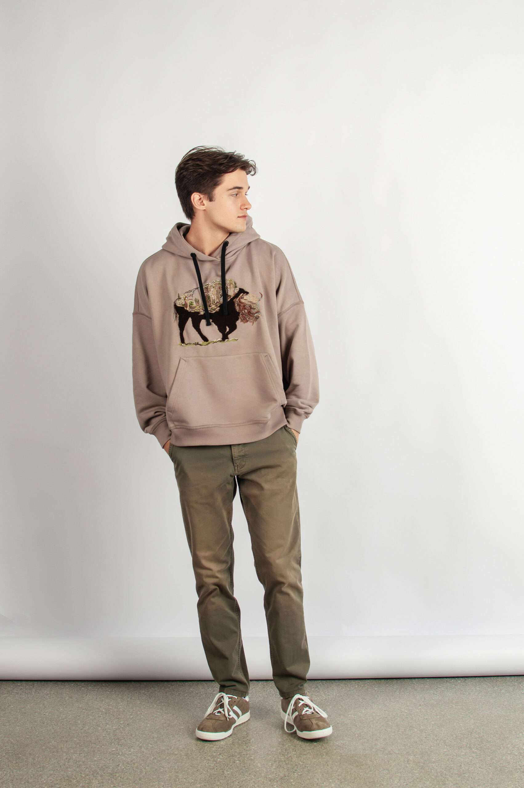 Худзі Унісэкс «Зубр»